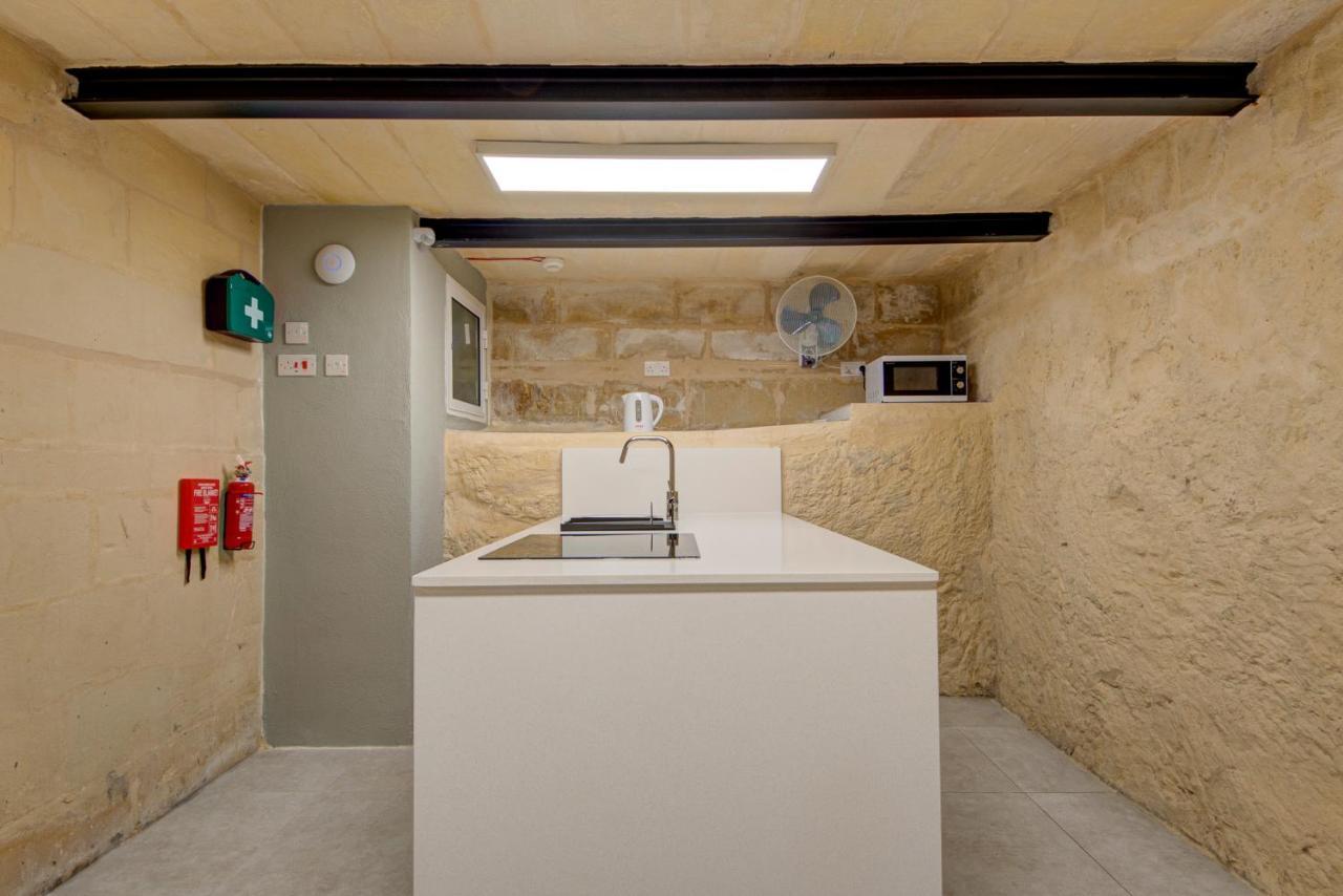 Private Rooms With Bathroom In La Valette Extérieur photo