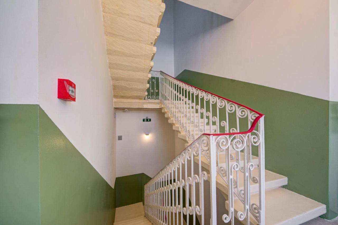 Private Rooms With Bathroom In La Valette Extérieur photo