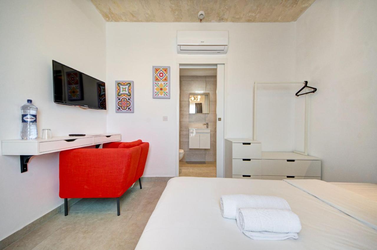Private Rooms With Bathroom In La Valette Extérieur photo