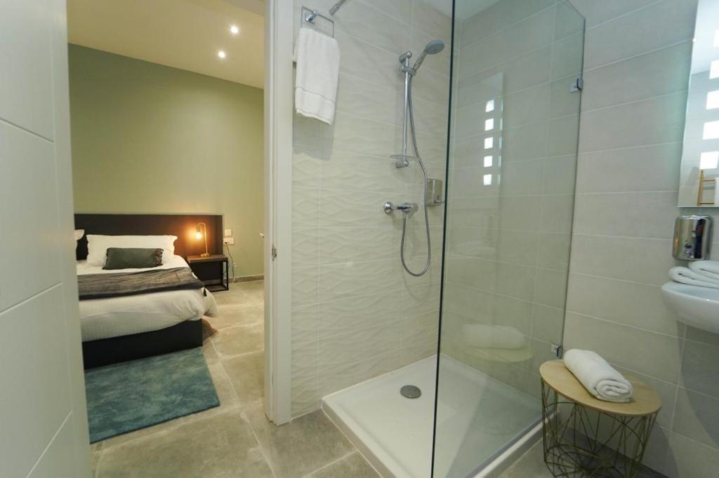 Private Rooms With Bathroom In La Valette Extérieur photo