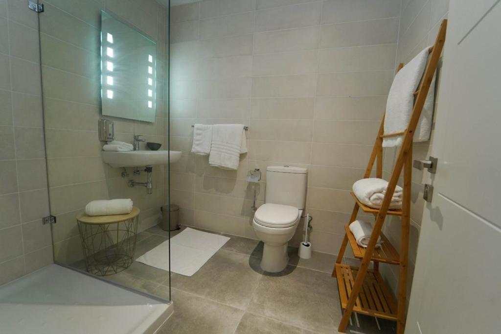 Private Rooms With Bathroom In La Valette Extérieur photo
